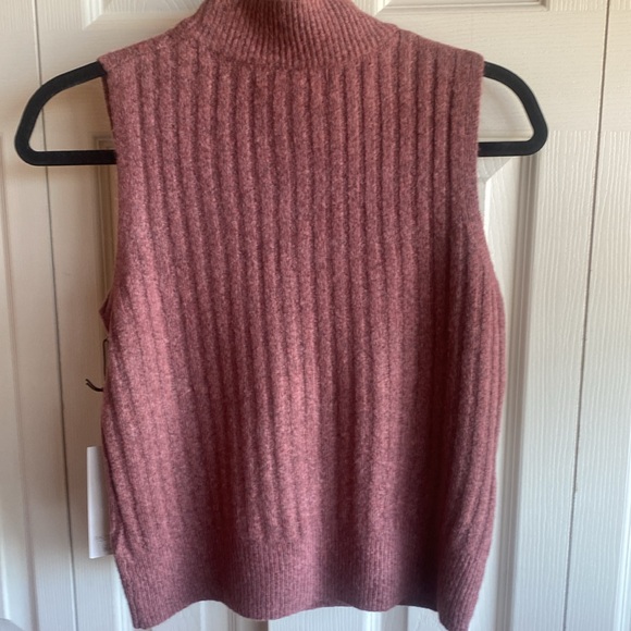 Rachel Zoe NWT Wool Blend Sleeveless Soft Turtleneck Ribbed Knit Top Medium - Picture 4 of 9
